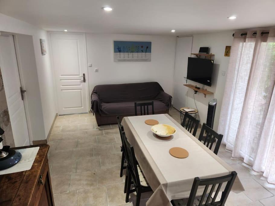 L'Etape Mediterraneenne Logement 4-6 Personnes Avec Parking Prive Sauvian Exterior photo
